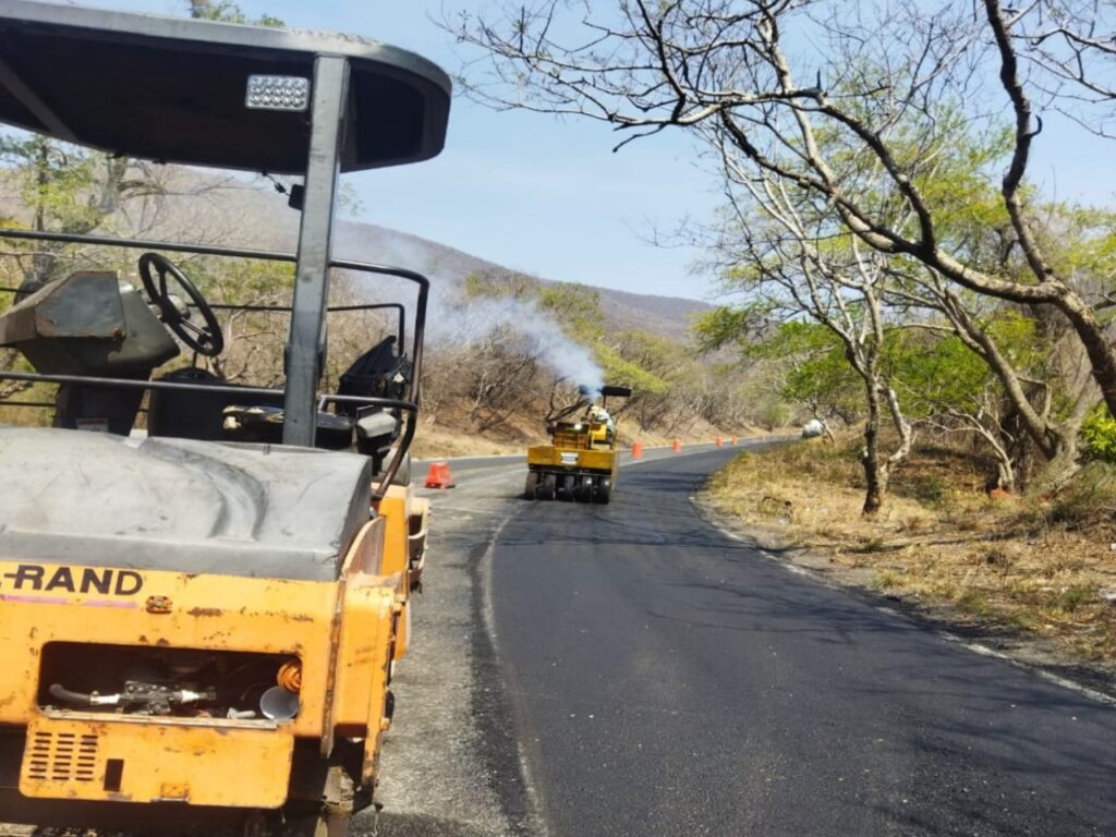 reencarpetado en autopista